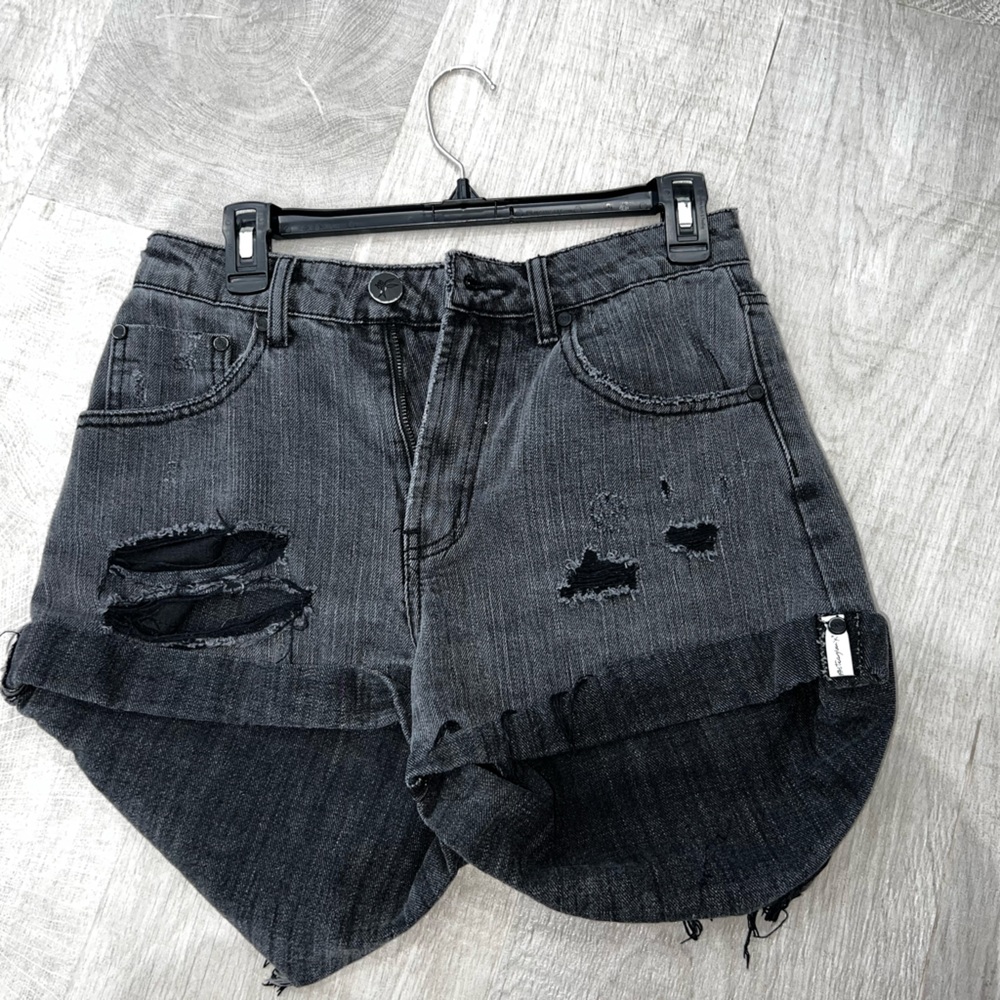 One teaspoon shorts